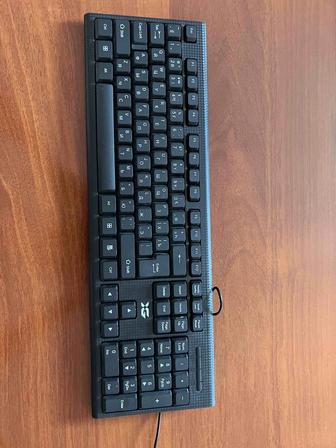 Продам клавиатуру