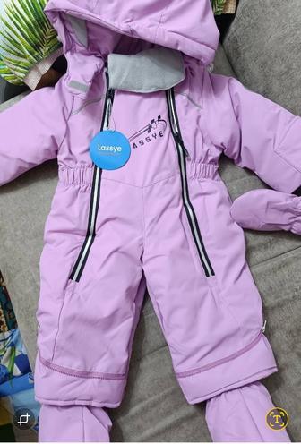 Зимний детский комбинезон