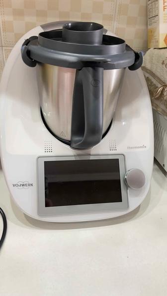Кухонный комбайн Thermomix TM6 белый
