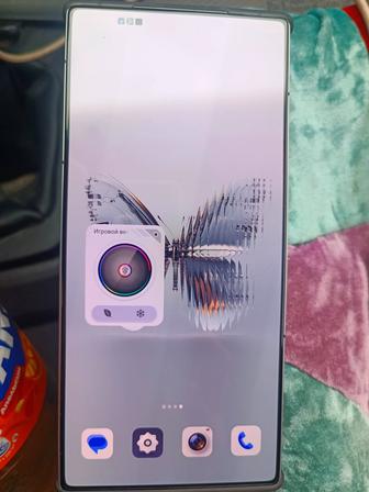 Продам телефон