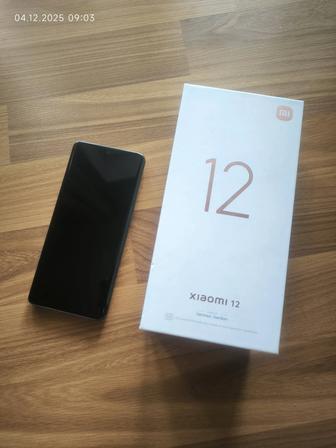 Продам Xiaomi 12 Gray.