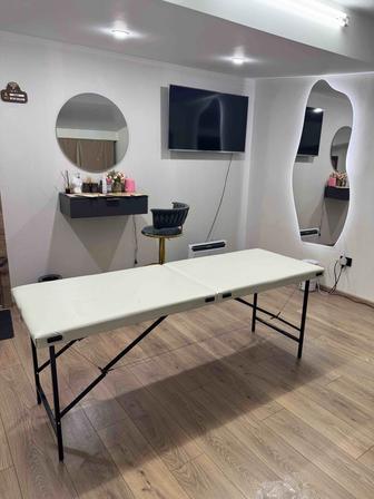 Продается кушетка и лампа