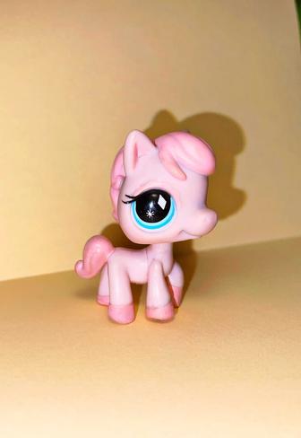 Продам оригинальную фигурку Hasbro LPS 2006 года выпуска.