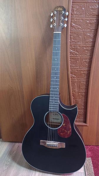 Продам электроакустическую гитару
