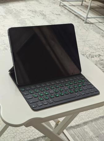 IPad Pro 11 (Cellular) keyboard case