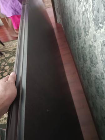Продам стол