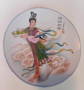 Продаются декоративные винтажные тарелки