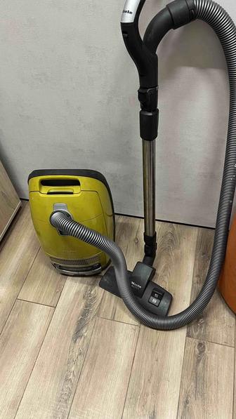 пылесос Miele