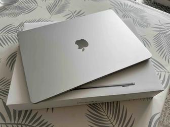 MacBook Air 2024 M3, 15 inch, 8gb, 256 gb ssd