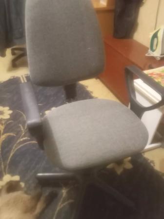 Компьютерный стул