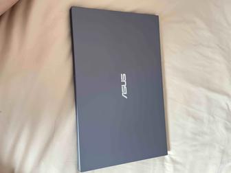 Продается ноутбук ASUS
Покупала для сессии, использовался всего пару раз