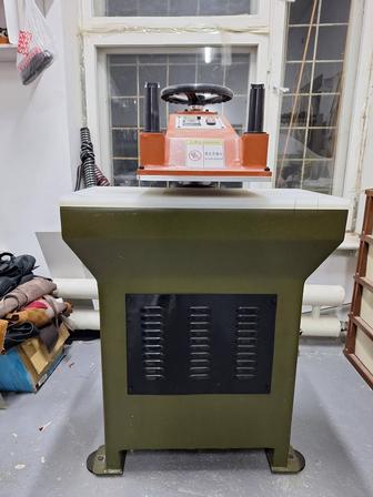 Пресс для вырубки кожи гидравлический 10 тонн