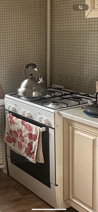 Продам газовую плиту