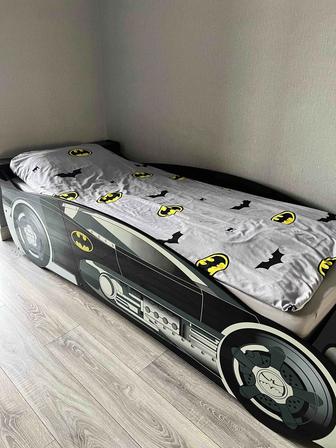 Детская машинка кровать Бэтмен