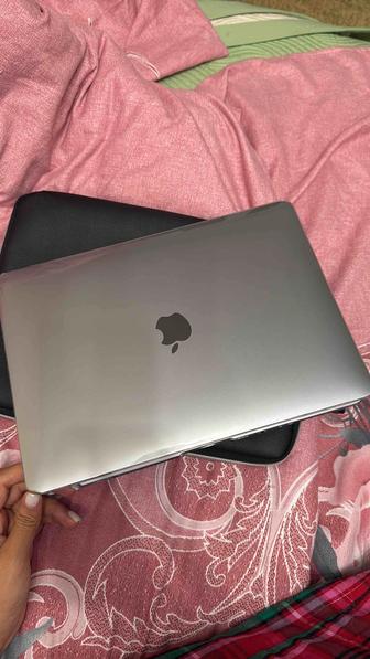 MacBook air m1 2020