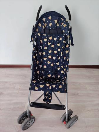 Продам легкую коляску