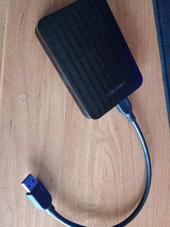 Переносной USB 3.0 диск Samsung 1 терабайт