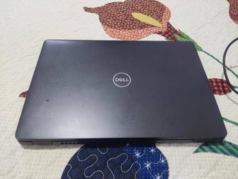 Ноутбук Dell 5300 uk CA