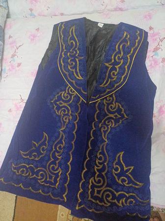 Женская одежда камзол отдам даром новый национальный камзол размер 50