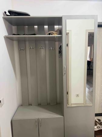 Продаю шкаф для прихожей (б/у)