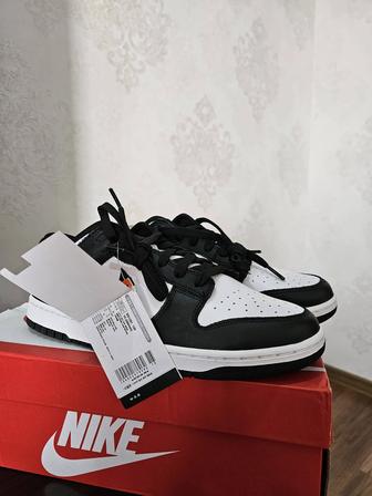 Обувь Nike Dunk Low Retro Black/White - Panda