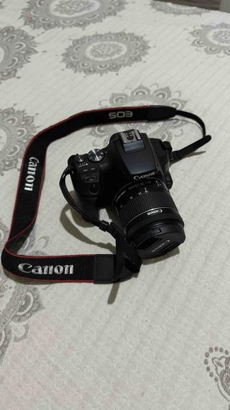 Фотокамера Canon EOS 250D EF-S
18-55 IS STM Kit