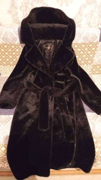 Продам женскую эко-шубку