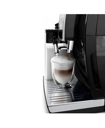 Продадам кофемашину Delonghi с гарантией.