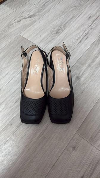 Туфли женские