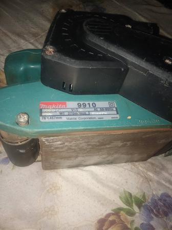 Обменяю шлиф машинку Makitta желательно на сотовый телефон