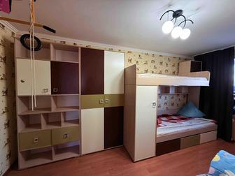 Продам детскую мебель ( гарнитур)