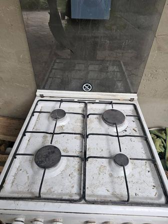 Продам газовую плиту с баллоном
