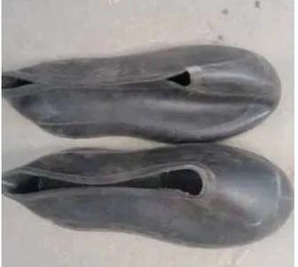 Продам галоши для обуви, валенок (новые)