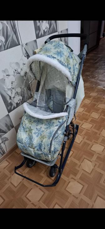 Продам санка коляска