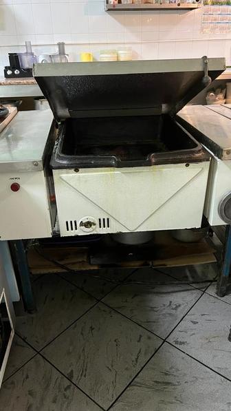 Продаю электрическую жаровню