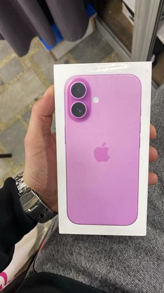 iPhone 16 pink