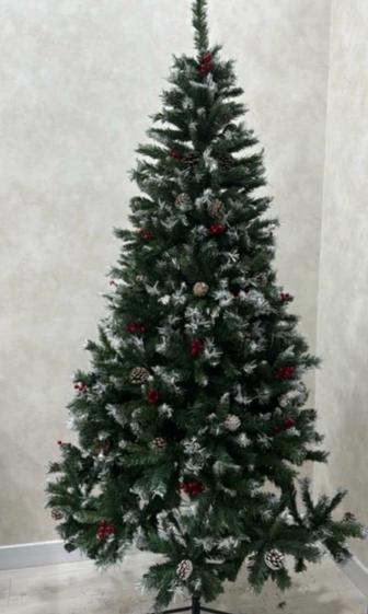 Елка заснеженная