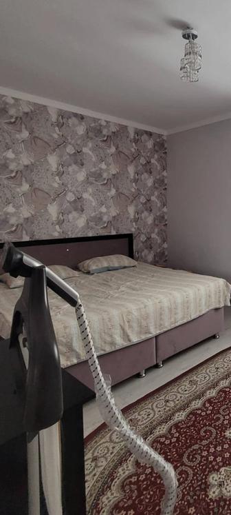 Продам бу кровать с новым ортопедическим матрасом.