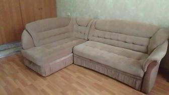 Диван угловой.