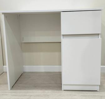 Стол письменный