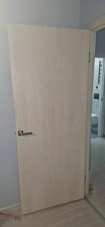 Продам межкомнатную дверь