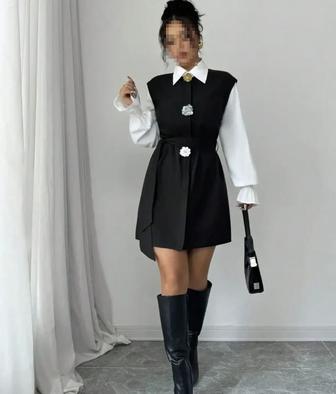 Платья