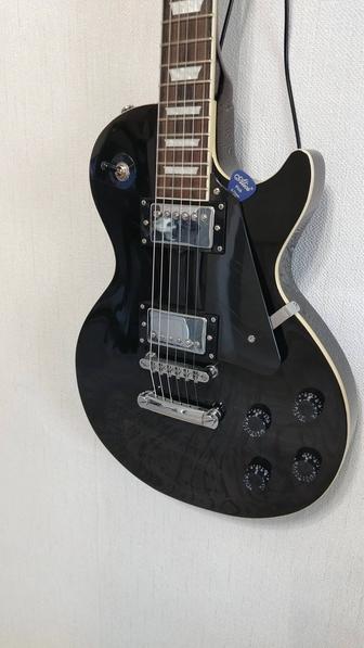 Продам электро гитару