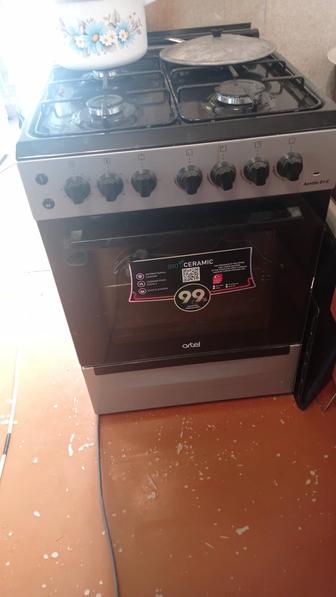 Продам газовую плиту срочно. Торг