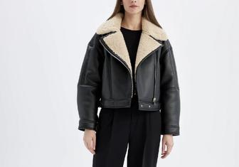 Кожаная куртка оверсайз