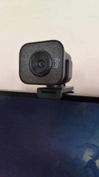 Веб камера Logitech