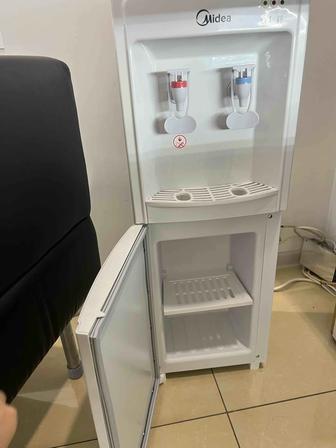 Диспенсер для воды