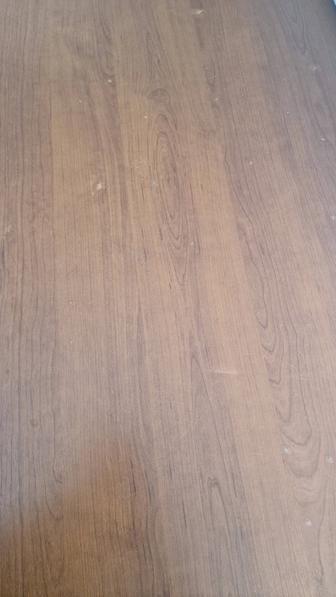 Продам стол