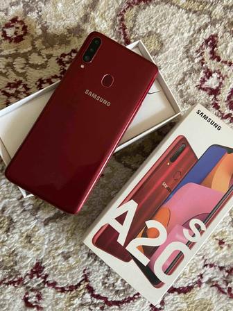 Продам телефон Samsung A20S