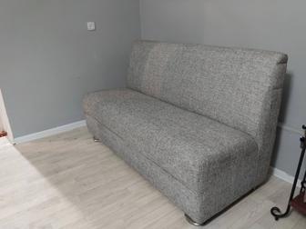 Диван для фастфудныйх заведений